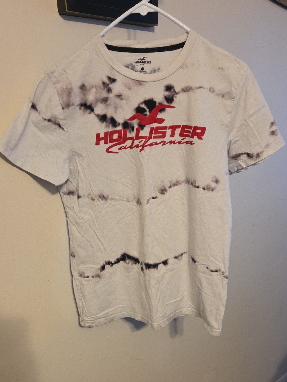 Hollister White Tee with Black Tie-Dye and Red Logo